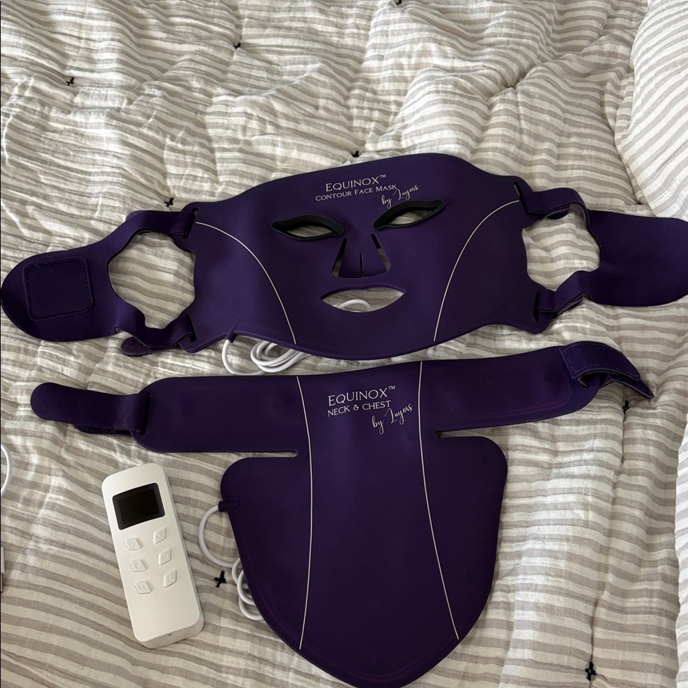 Equinox luyors Purple led Face and Neck Mask Set